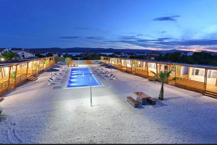 Chalet-mobilehome Mit Pool Kemping Turanj